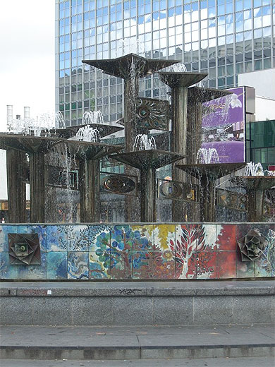 Fontaine de l'amiti� entre les peuples