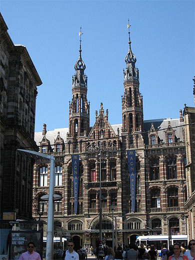 Magna Plaza