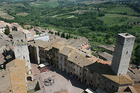 Vue a�rienne de la piazza della Cisterna