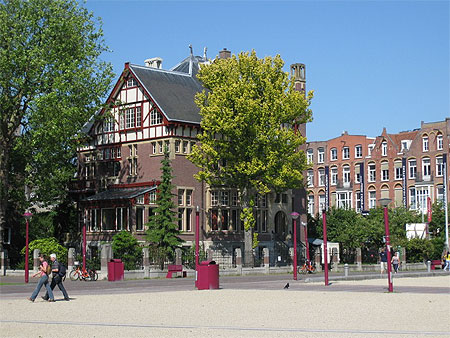 Dans le quartier des Mus�es