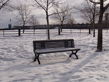 Banc sur le port