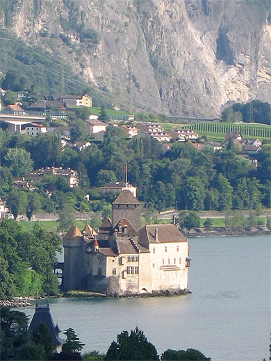 Ch�teau au bord du lac