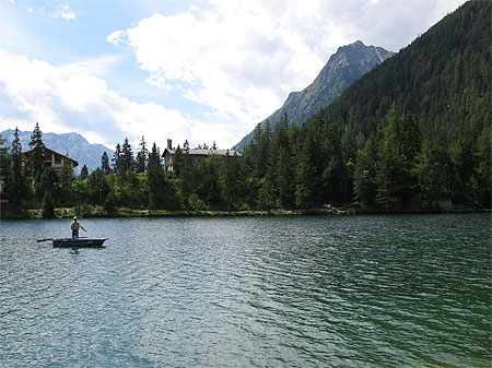 P�cheur sur le lac