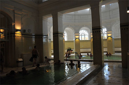 Les Bains Sz�chenyi