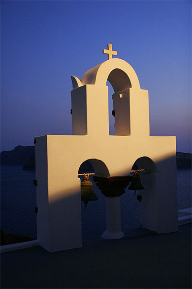 Clocher sur fond de mer