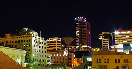 Civic Centre de nuit