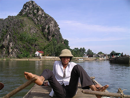 Pour reposer les mains, on rame avec les pieds
