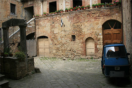 Piaggio � San Quirico d'Orcia