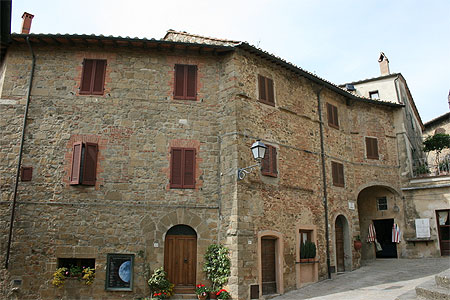 Monticchiello dans le Val d'Orcia