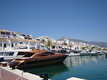 Puerto Ban�s
