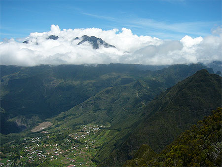 Vue sur cirque de salazie depuis la Roche �crite