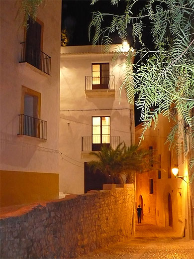 La vieille ville, le soir