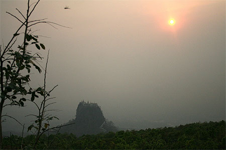 Le mont Popa