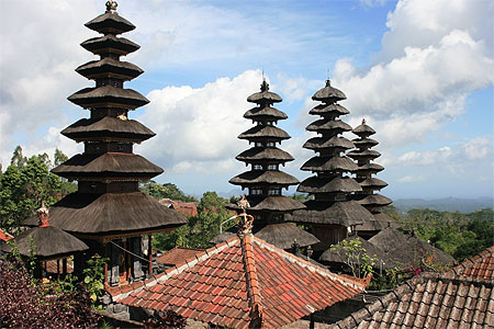Le Pura Besakih 