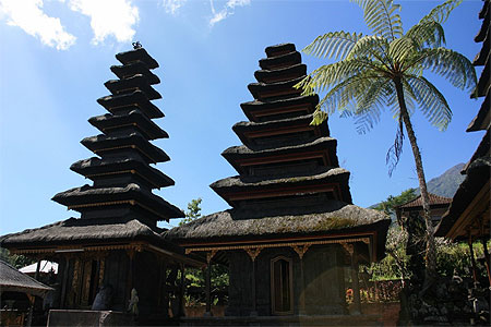 Le Pura Besakih 