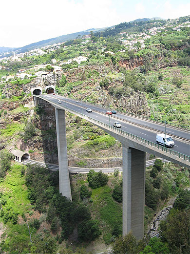 Viaducs et tunnels
