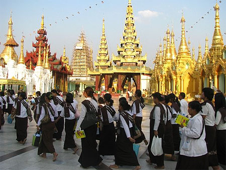 Shwedagon pagoda
