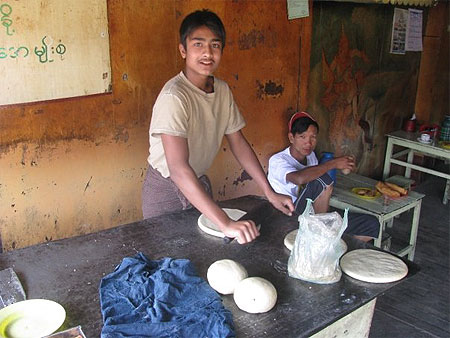 March� de Shwe Nyaung