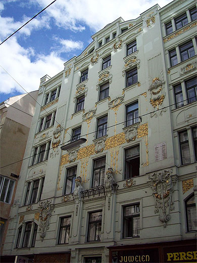 Art Nouveau