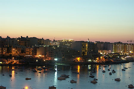 Salina Bay au cr�puscule