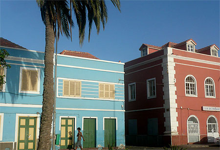 Mindello la Coloniale...