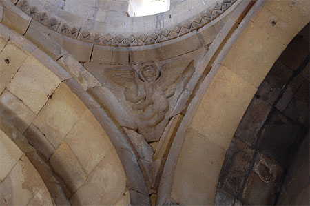 Lion ail�, monast�re d'Areni