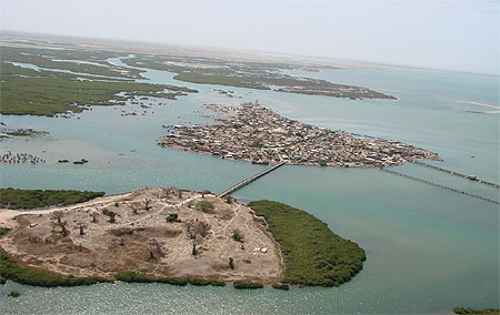 Fadiouth et son cimeti�re vue du ciel