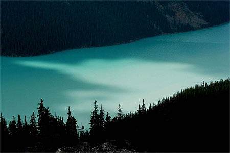 Fantasmagorie sur Lac Peyto...