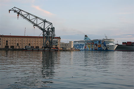 L'arriv�e du ferry