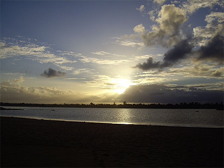 Coucher de soleil sur le canal des pangalanes