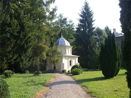 Monast�re Curtea de Arges - chapelle