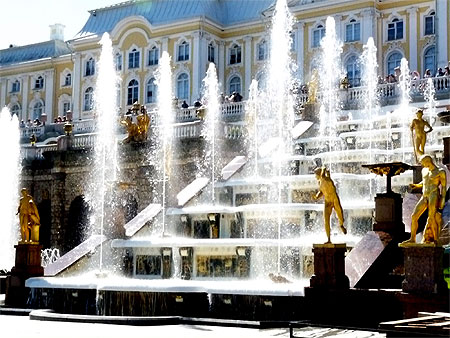 Grandes eaux � Petrodvorets