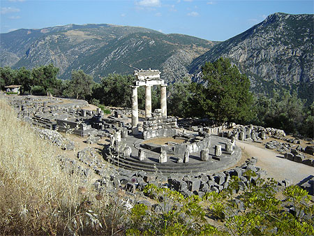 La Tholos � Delphes