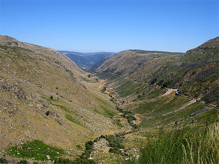 Vall�e de la rivi�re Z�zere