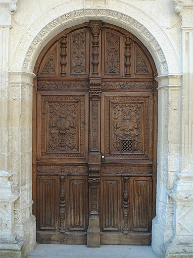 Une porte du ch�teau