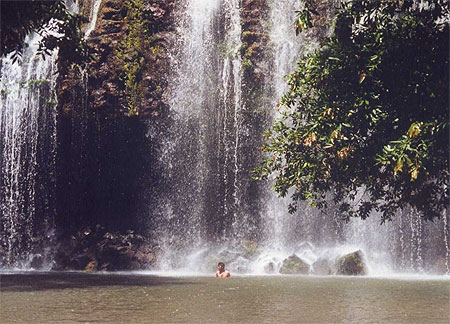 Cascade vers bagaces