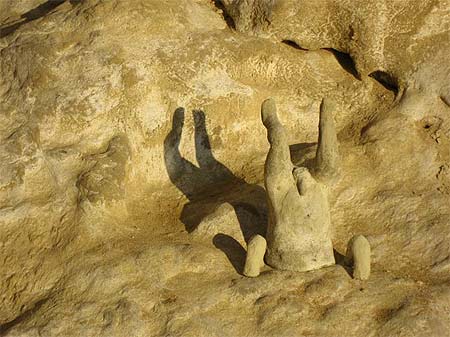 Red Beach : plage des sculpteurs � emporter