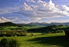 Paysage d�Auvergne vers les volcans
