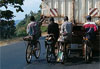 Derri�re le camion