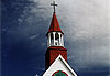 Chapelle de Tadoussac faisant face au fjord du Saguenay