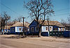 Petit village d�Ukraine, aux maisons bleues