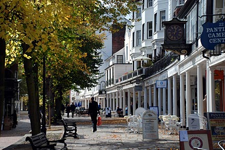 Canterbury et � The Wells � 