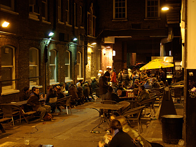 Une soir�e autour d�Hoxton Square