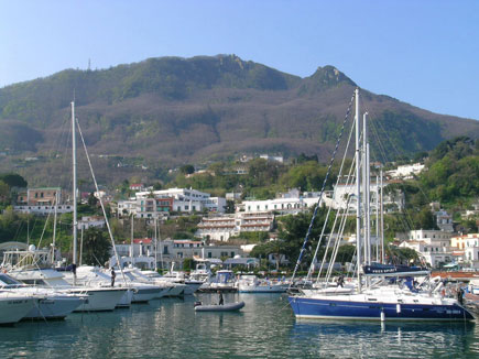 Ischia, le feu sur l'eau