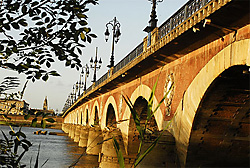 bordeaux par Elsa Ab�guil�